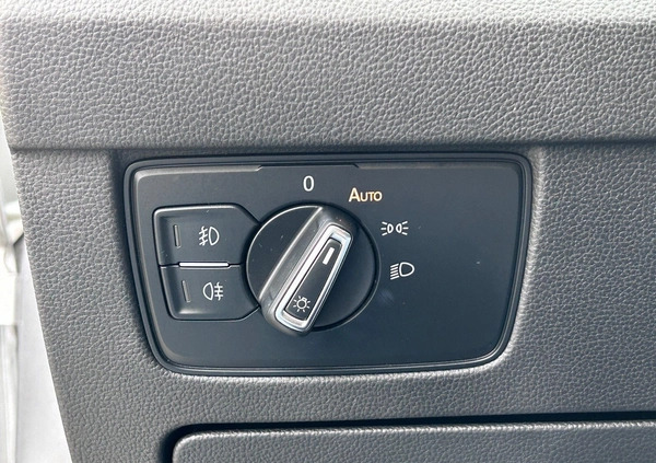Volkswagen Passat cena 83900 przebieg: 109256, rok produkcji 2018 z Poddębice małe 781